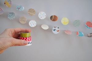 paper garland making 3